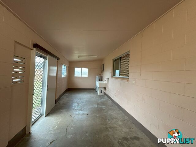 35 Koch Street MOOROOBOOL QLD 4870