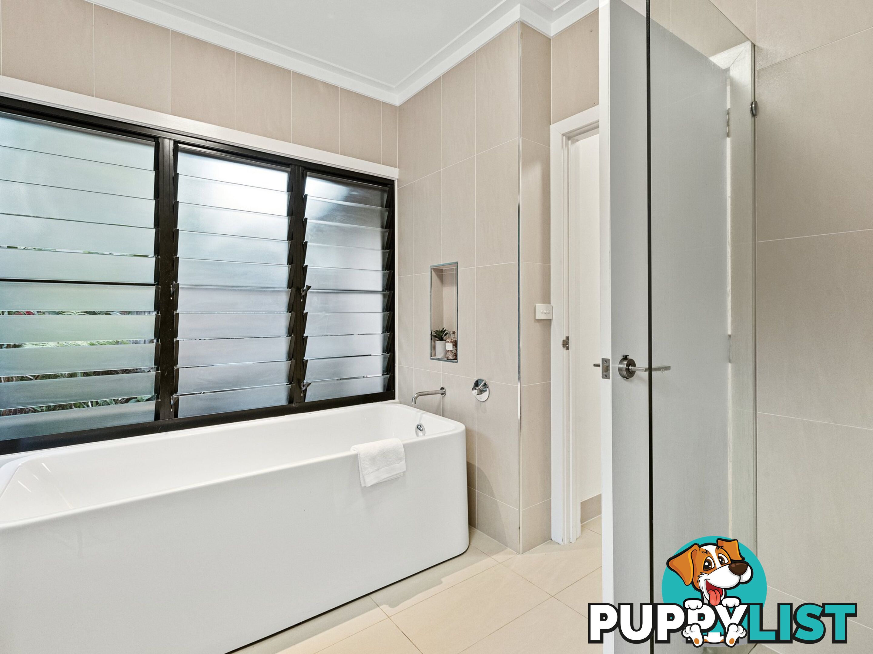 2D Trundle Terrace WHITFIELD QLD 4870