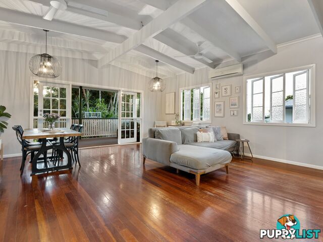 8 Dalgety Street STRATFORD QLD 4870