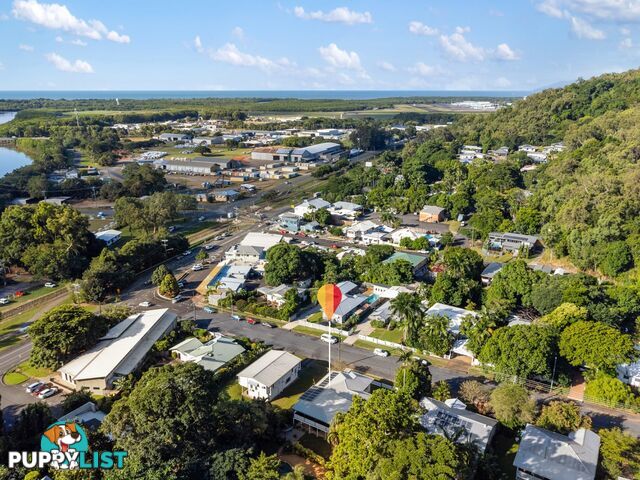 8 Dalgety Street STRATFORD QLD 4870