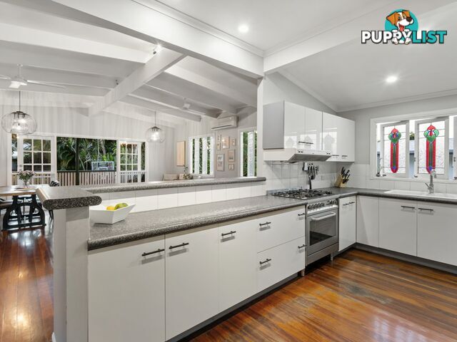 8 Dalgety Street STRATFORD QLD 4870
