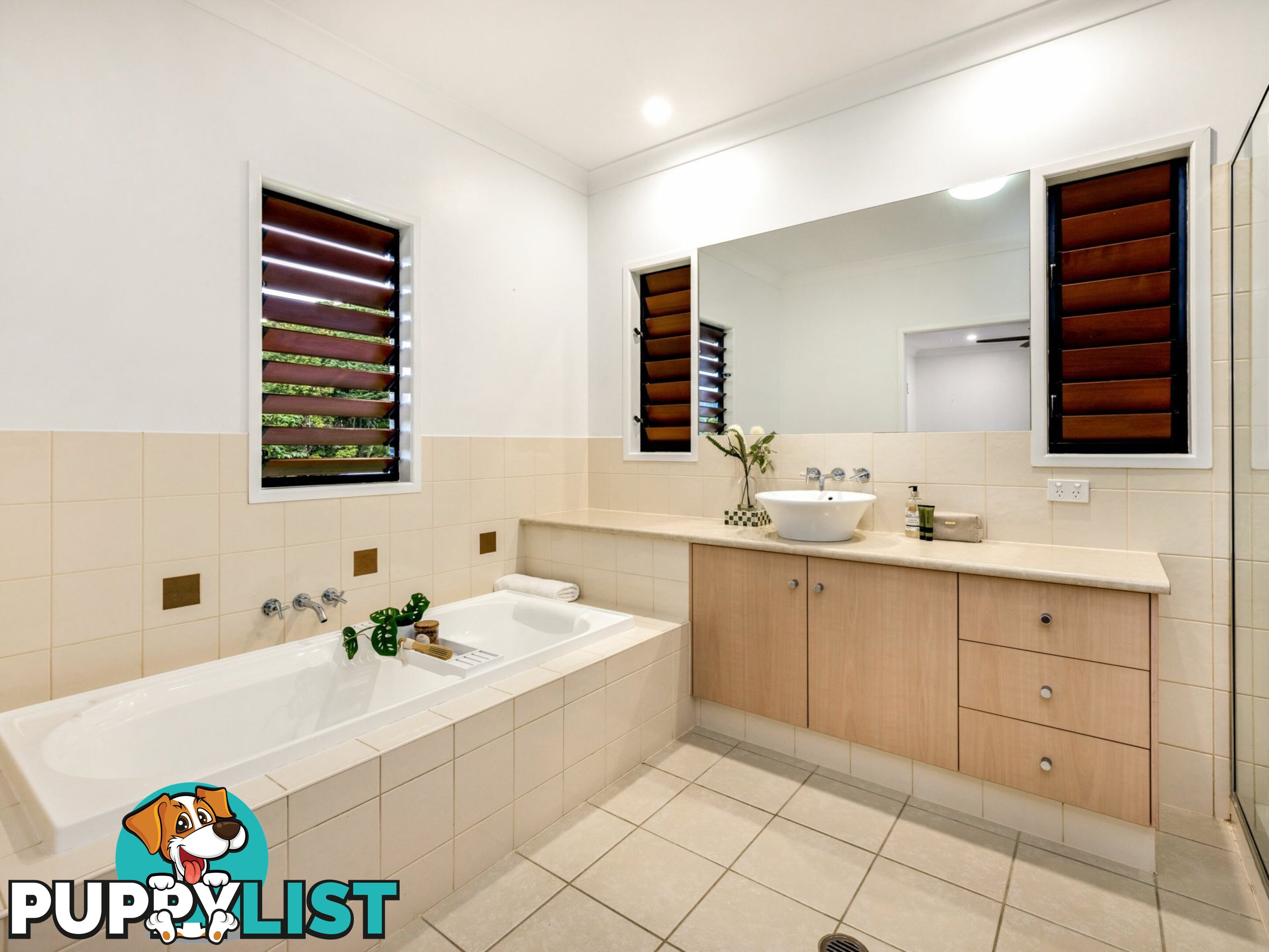 4 Fallon Close BRINSMEAD QLD 4870