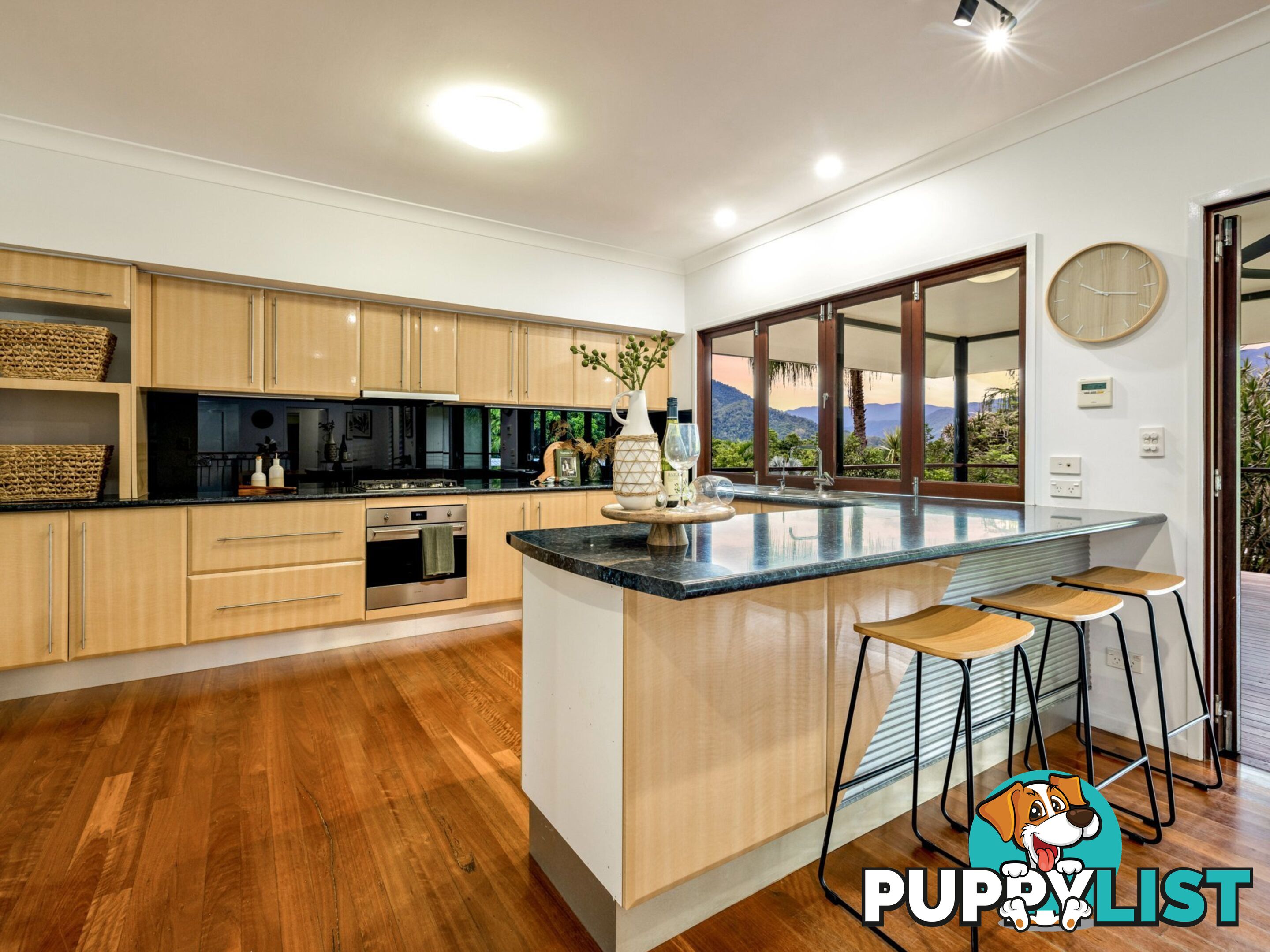 4 Fallon Close BRINSMEAD QLD 4870