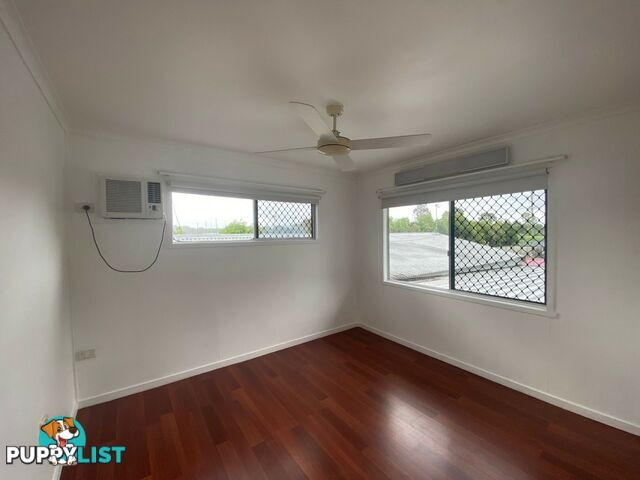 1 Torrance Avenue EDGE HILL QLD 4870