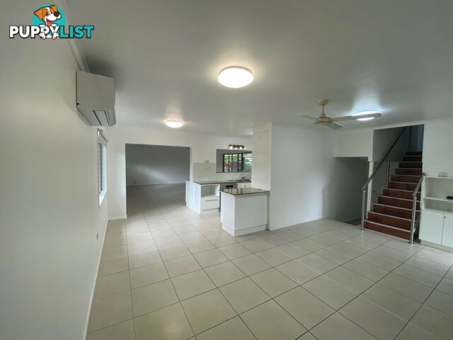 1 Torrance Avenue EDGE HILL QLD 4870