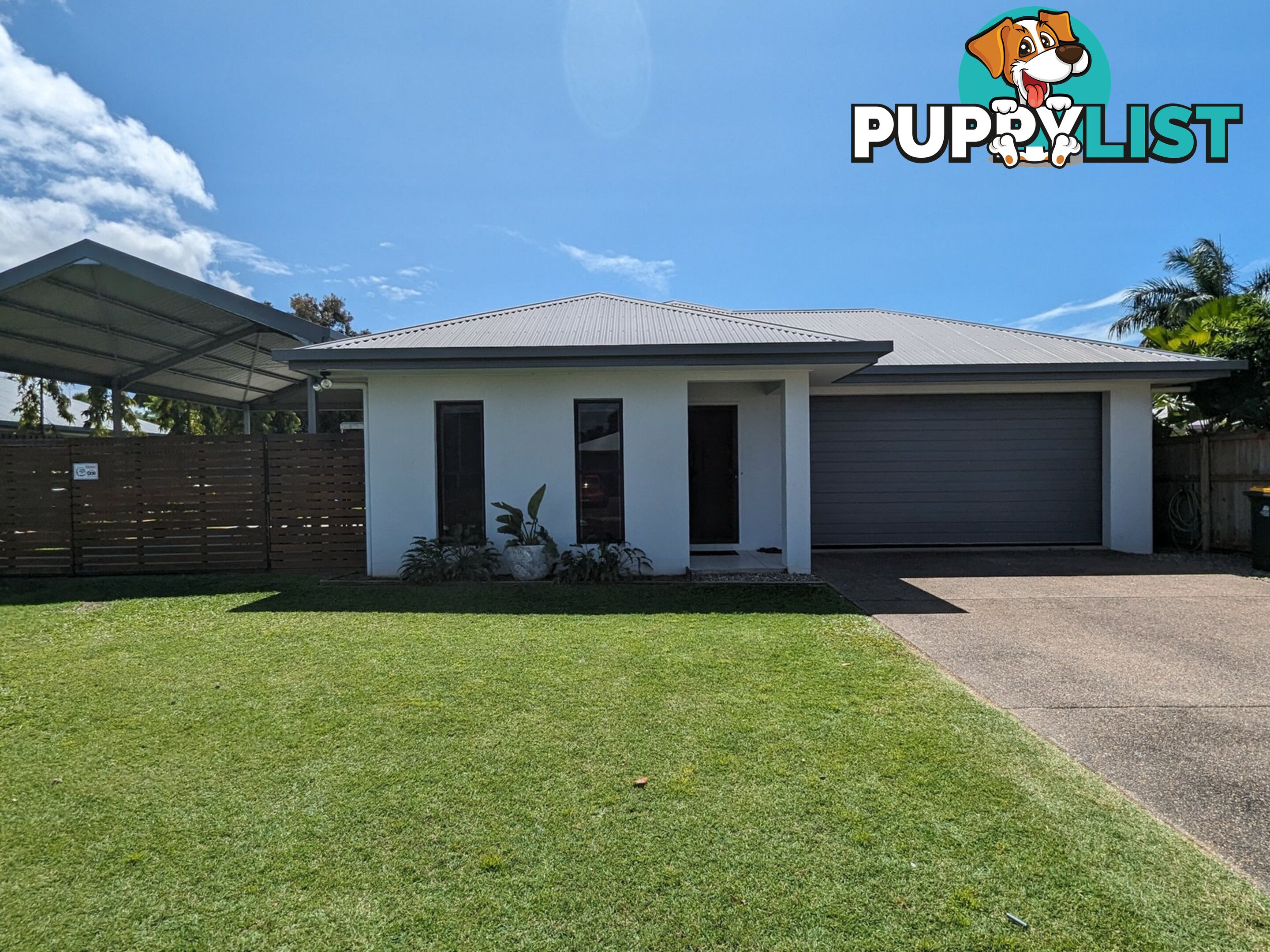 10 Quaterdeck Street TRINITY BEACH QLD 4879