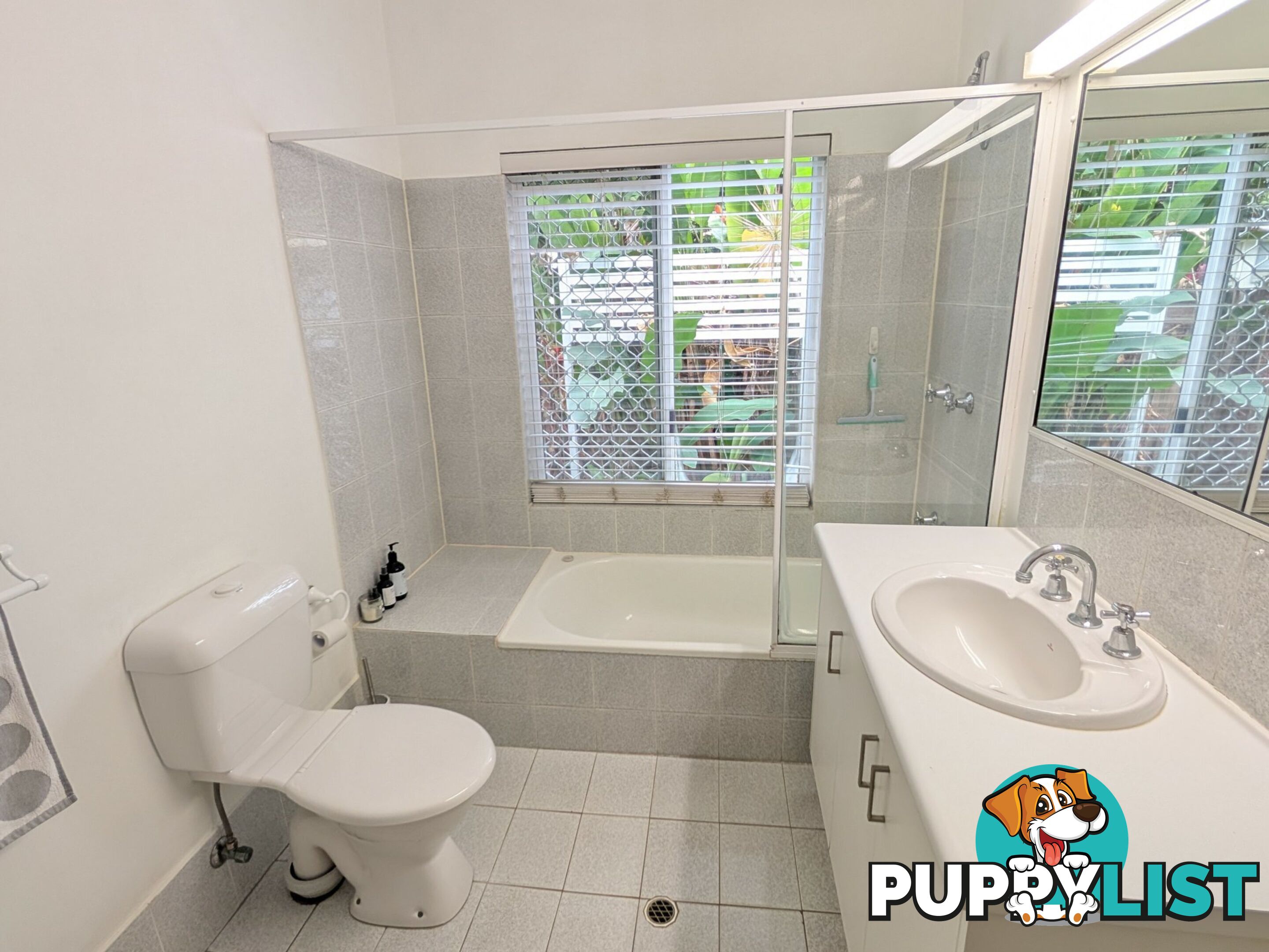 2 Iona Close EDGE HILL QLD 4870