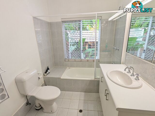 2 Iona Close EDGE HILL QLD 4870