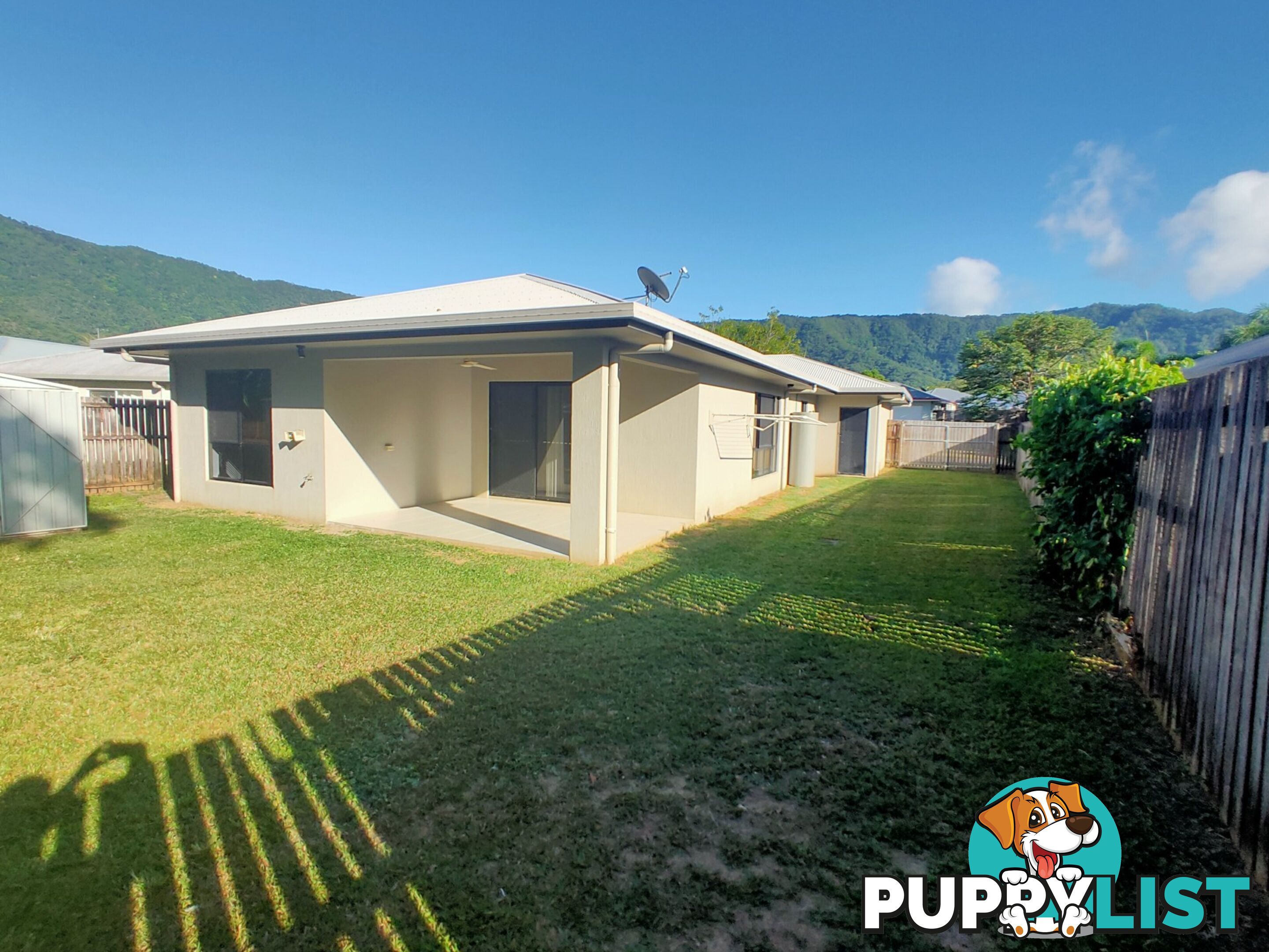 38 Roderick Street BENTLEY PARK QLD 4869