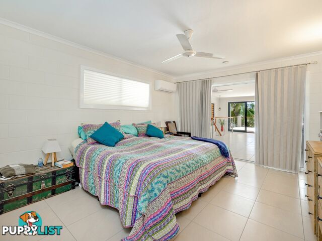 56 Hibiscus Lane HOLLOWAYS BEACH QLD 4878