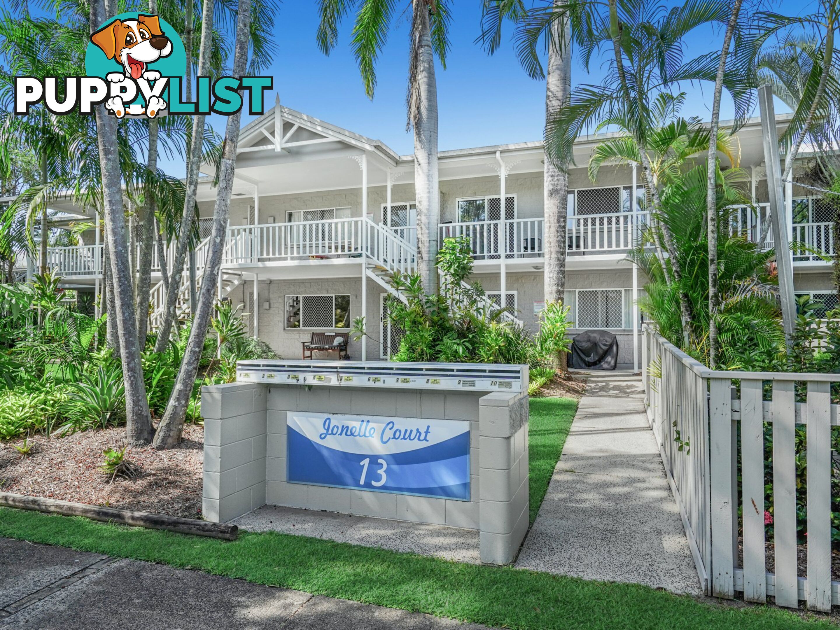 2/13 Springfield Crescent MANOORA QLD 4870