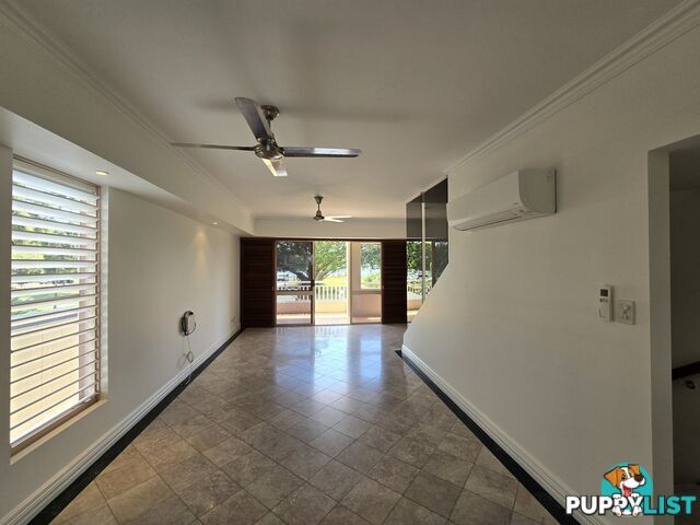 10/267 Esplanade CAIRNS NORTH QLD 4870