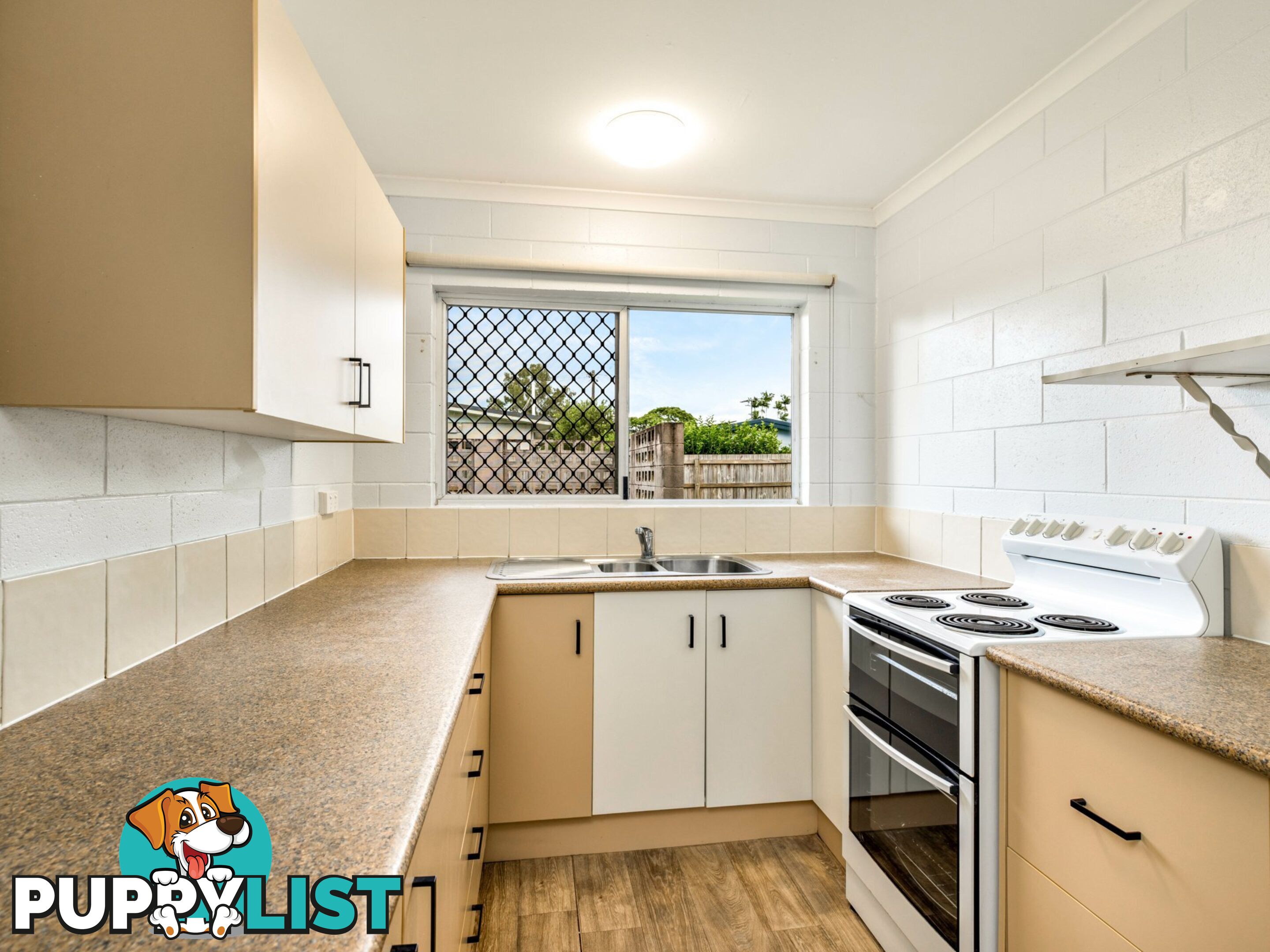 7 Jaye Street EDGE HILL QLD 4870