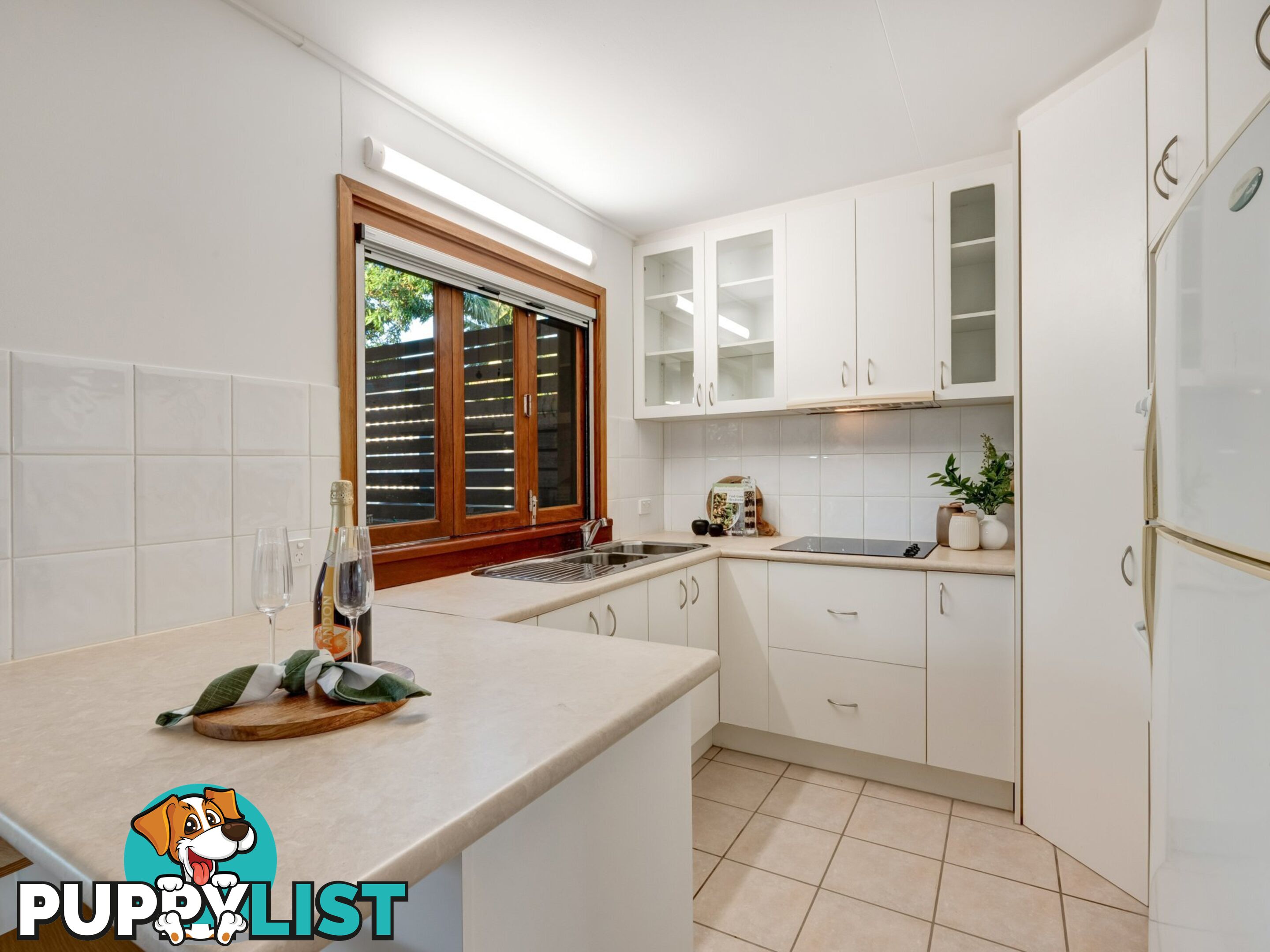 150 Russell Street EDGE HILL QLD 4870