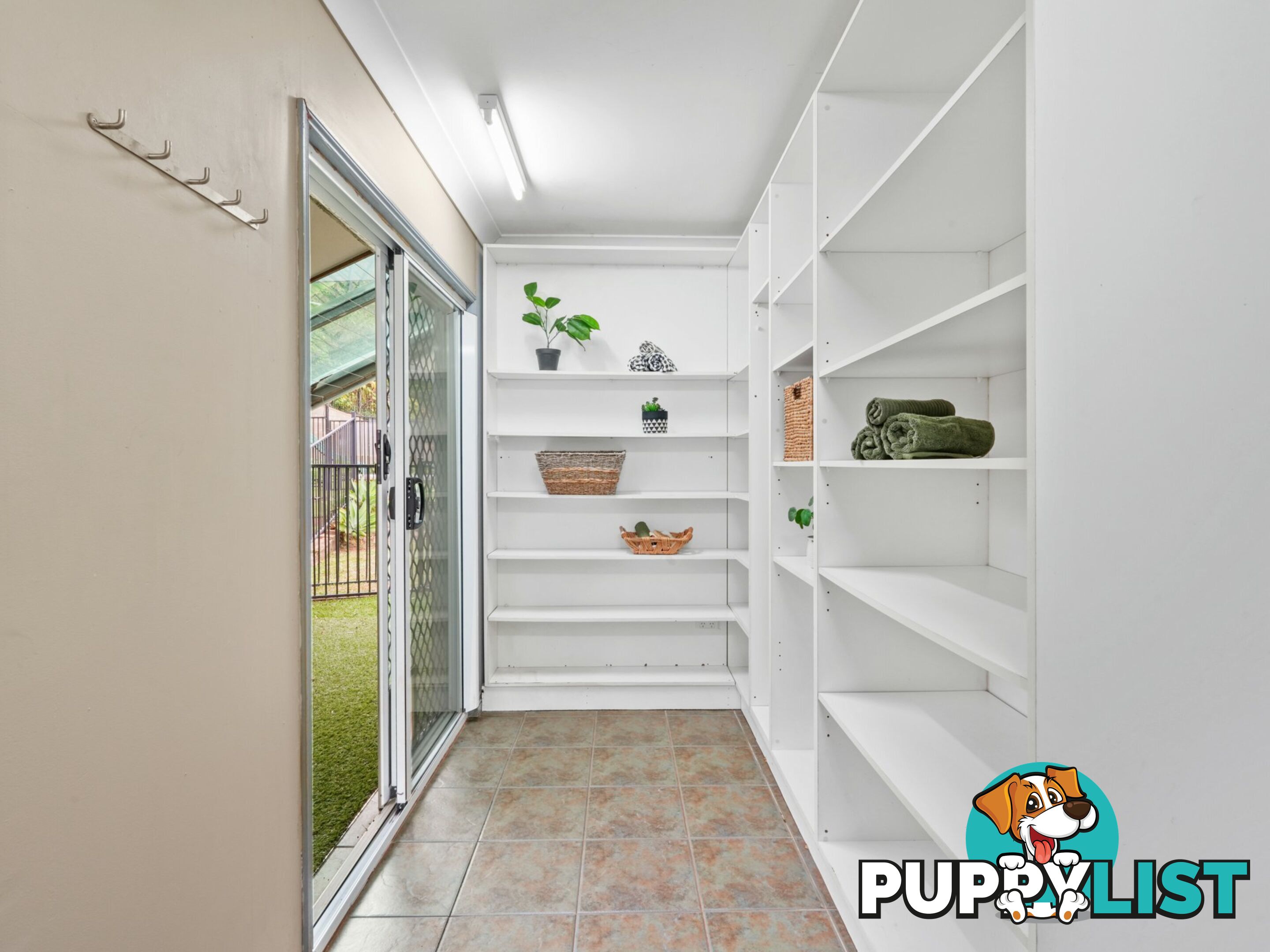 6 Harrison Close KANIMBLA QLD 4870