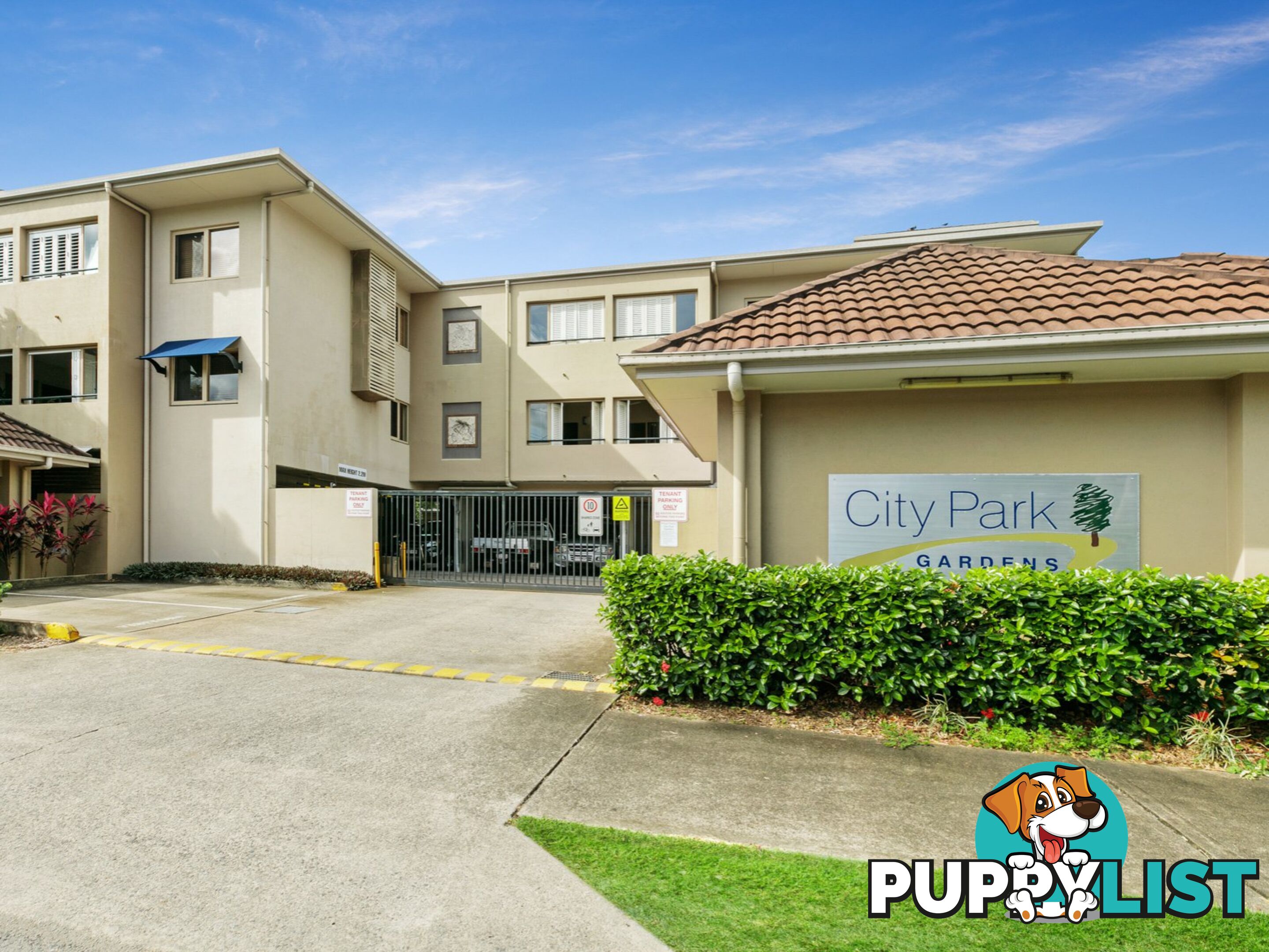 204/22-24 Ward Street MOOROOBOOL QLD 4870