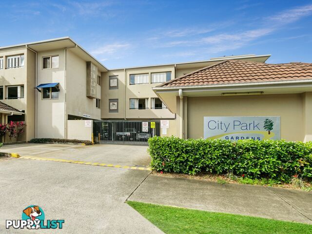 204/22-24 Ward Street MOOROOBOOL QLD 4870