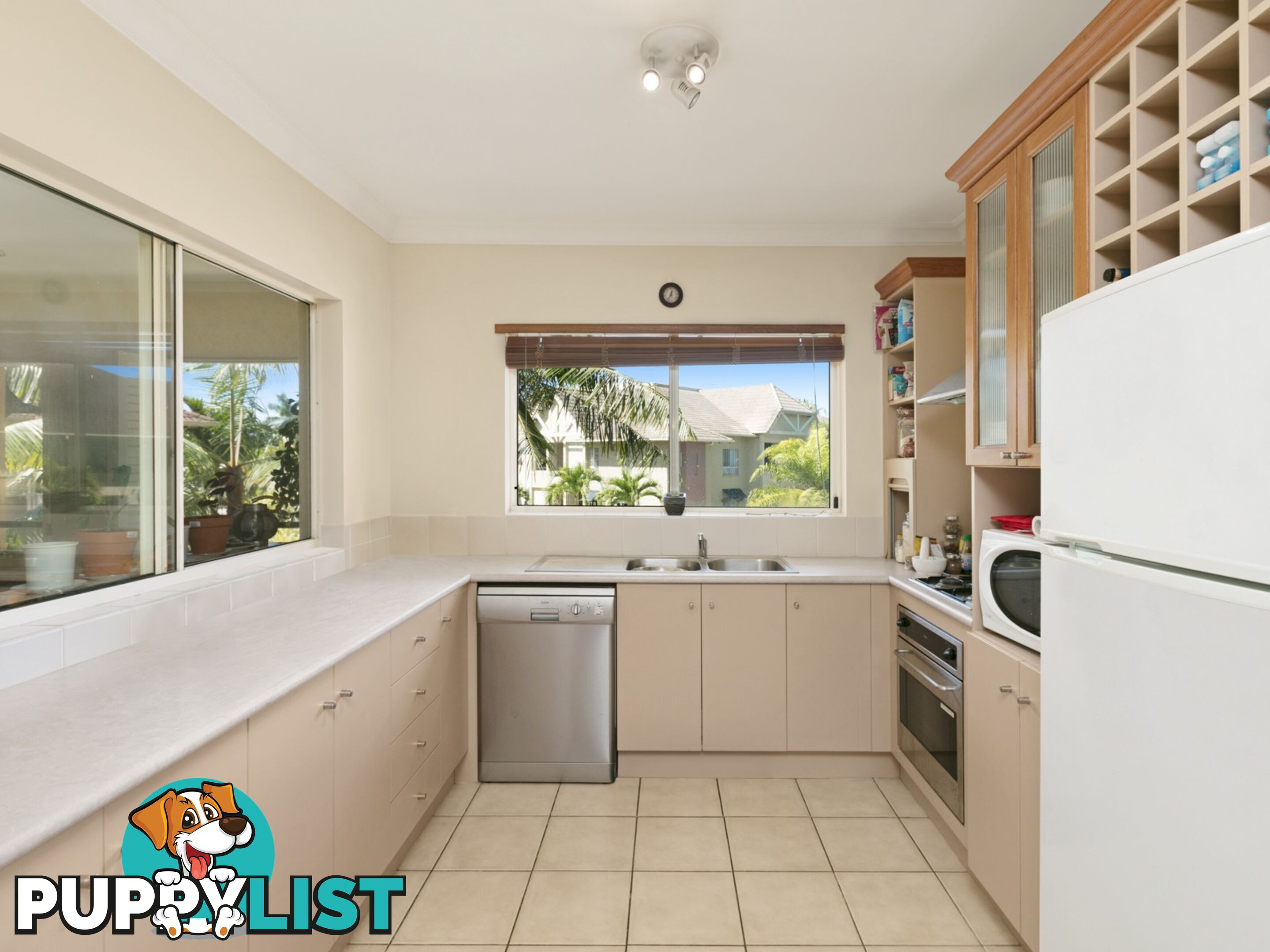 1013/2 Greenslopes Street CAIRNS NORTH QLD 4870