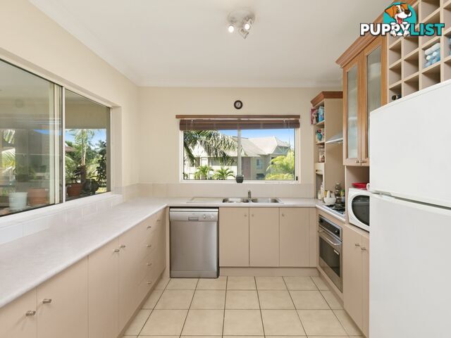 1013/2 Greenslopes Street CAIRNS NORTH QLD 4870