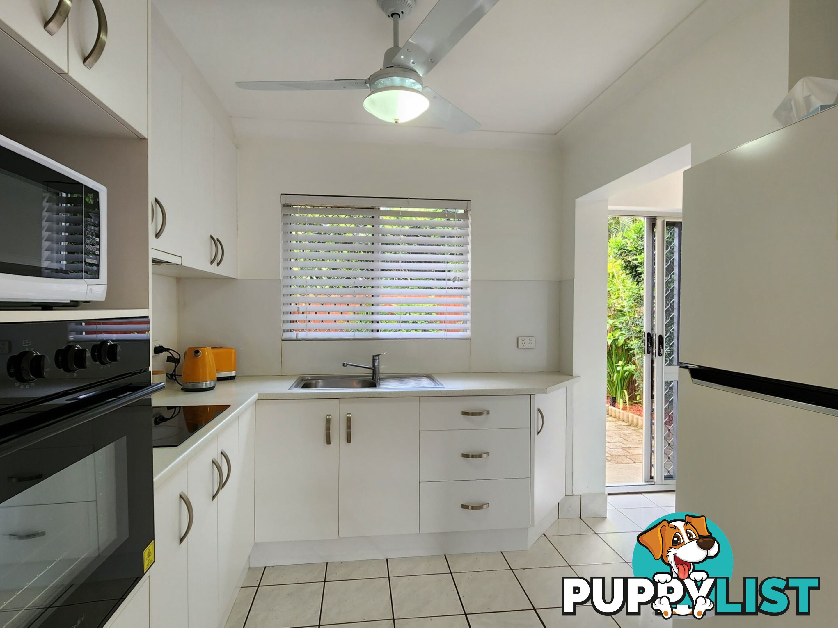 1/199 McLeod Street CAIRNS NORTH QLD 4870