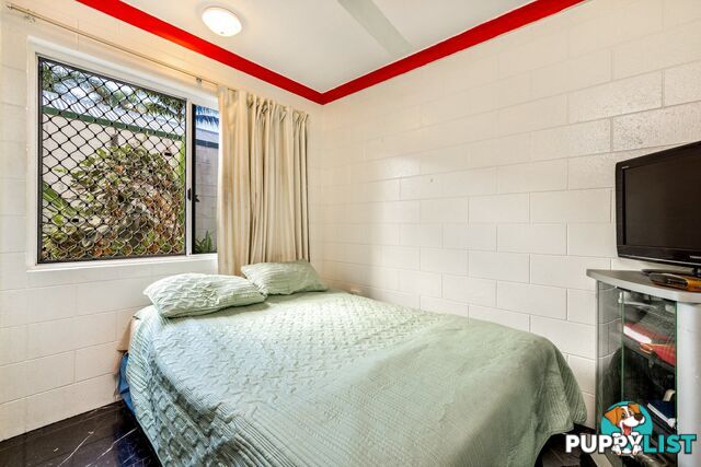Unit 3/73-75 Little Pease Street MANOORA QLD 4870