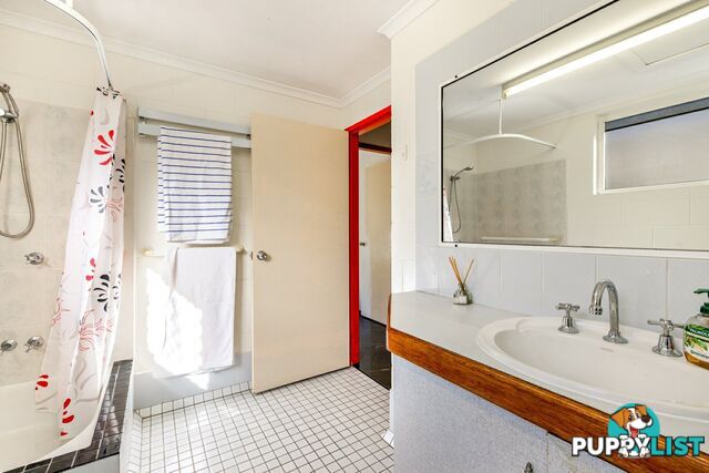 Unit 3/73-75 Little Pease Street MANOORA QLD 4870