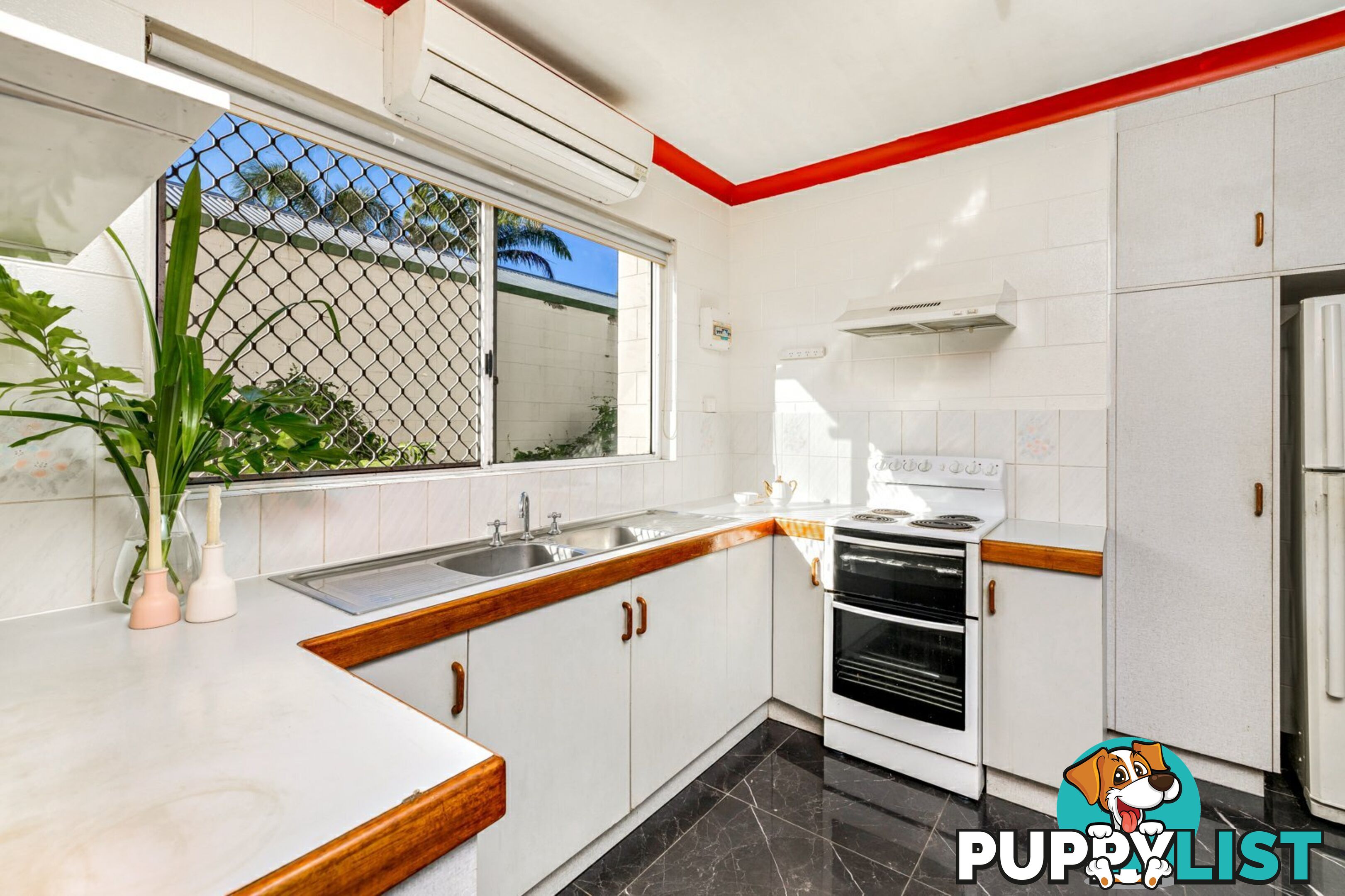 Unit 3/73-75 Little Pease Street MANOORA QLD 4870