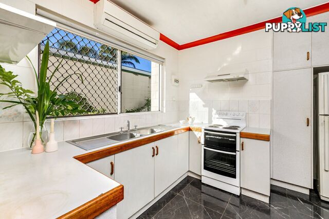 Unit 3/73-75 Little Pease Street MANOORA QLD 4870
