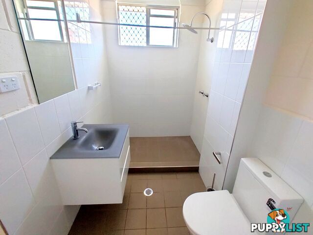 10/211 Lake Street CAIRNS NORTH QLD 4870
