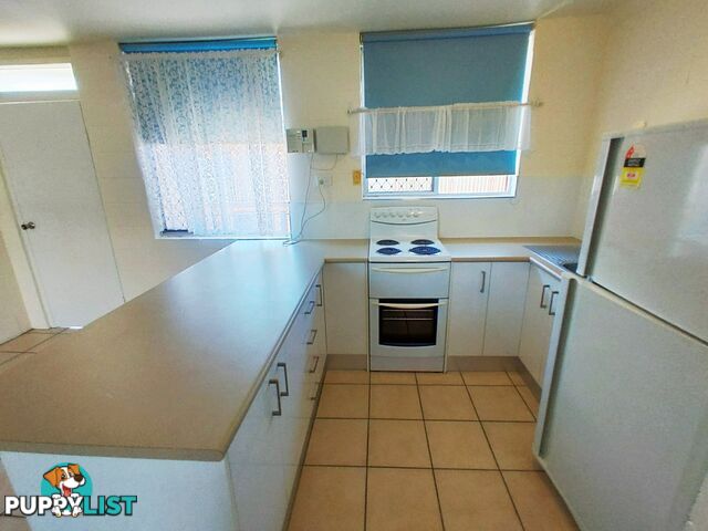 10/211 Lake Street CAIRNS NORTH QLD 4870