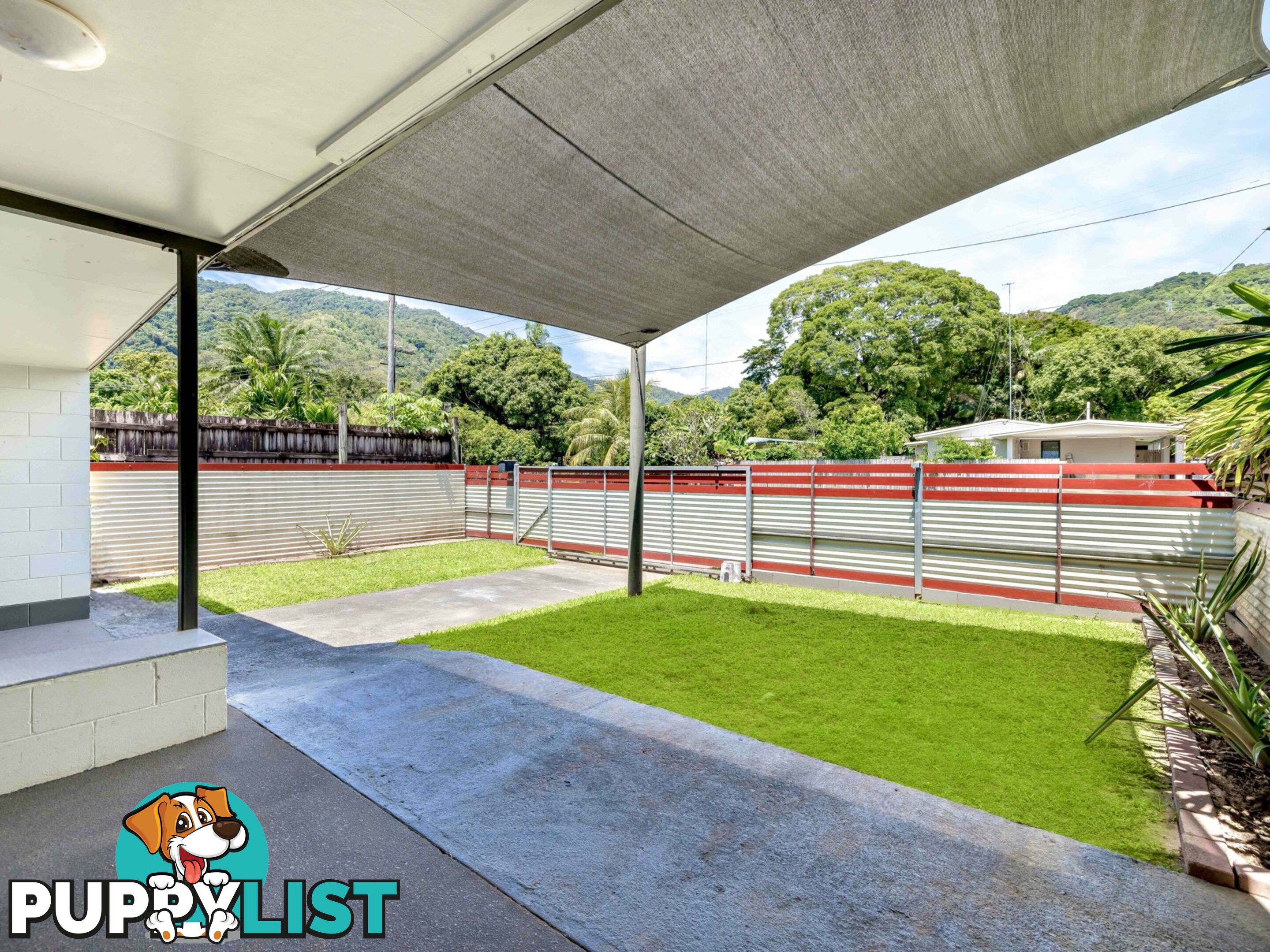 2/12 Valmadre Street CARAVONICA QLD 4878