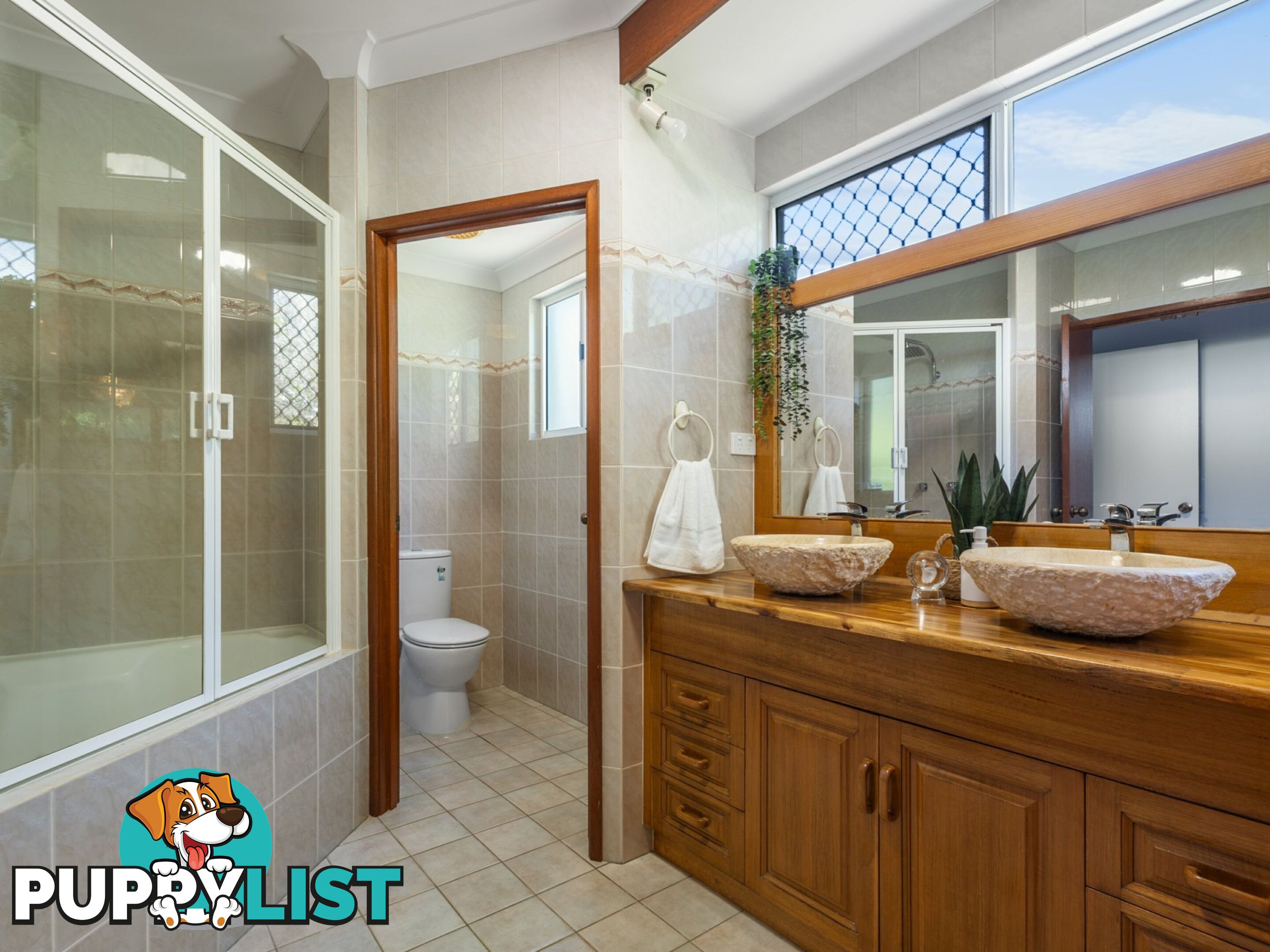 12 Staghorn Close KAMERUNGA QLD 4870