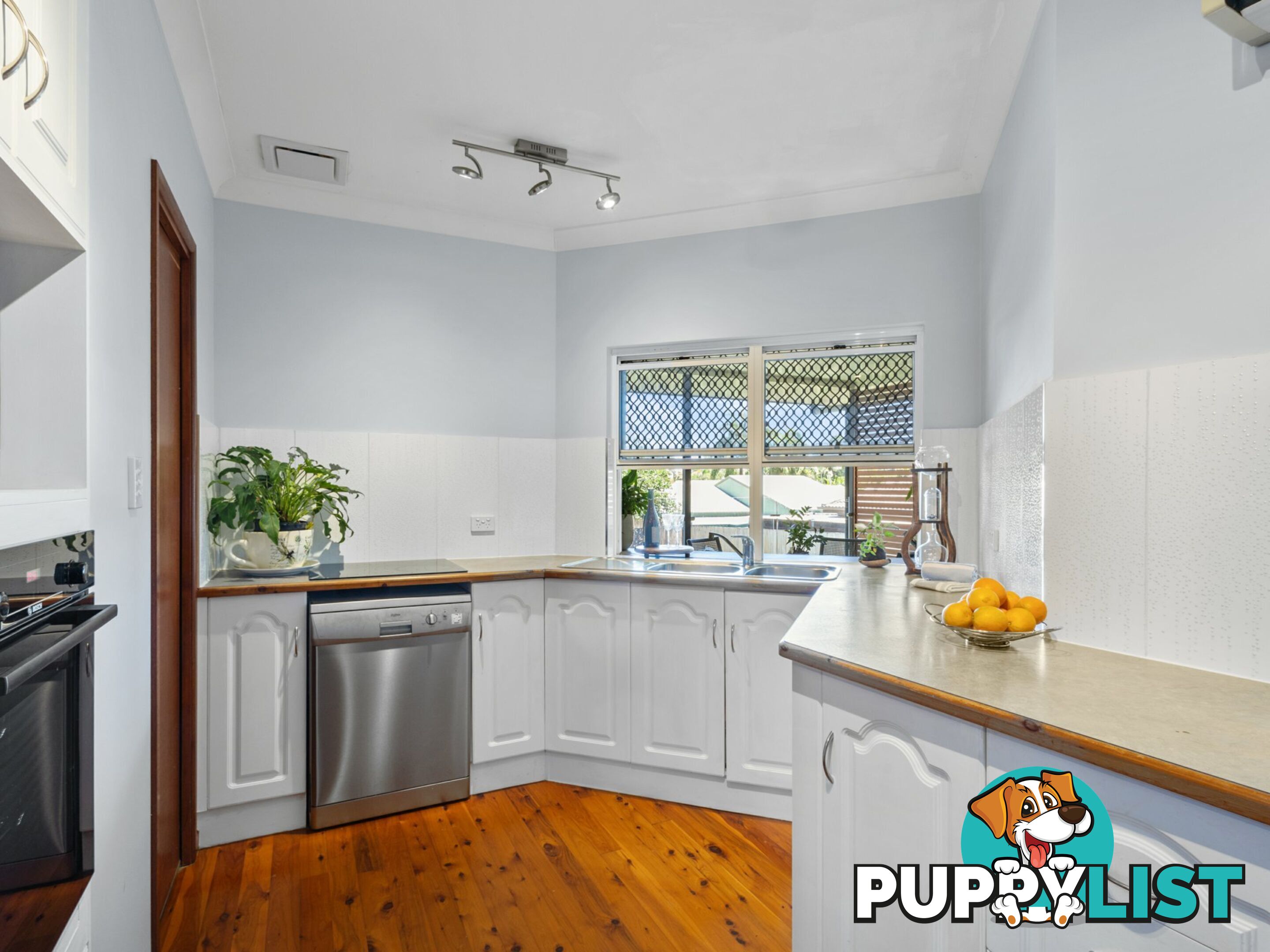 12 Staghorn Close KAMERUNGA QLD 4870