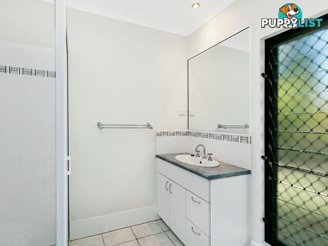 2 Venice Close KEWARRA BEACH QLD 4879