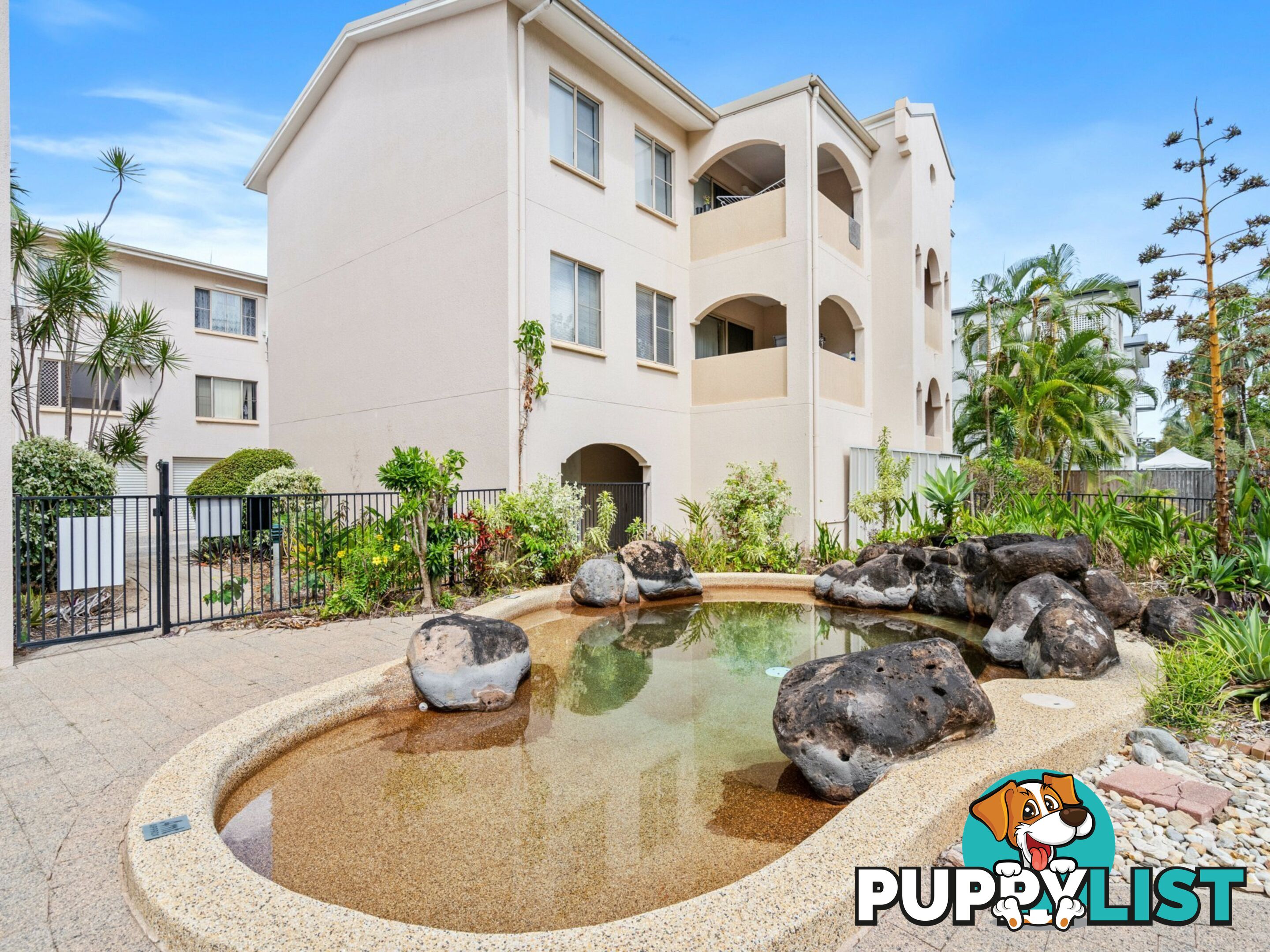 2/2 Chester Court MANUNDA QLD 4870