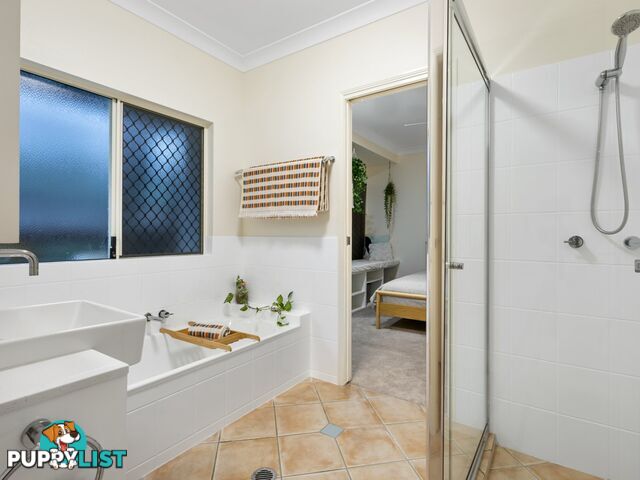 17 Stratford Chase STRATFORD QLD 4870