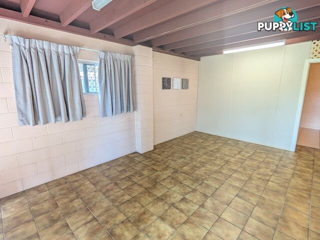 5A Carnation Drive MOOROOBOOL QLD 4870