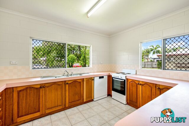 16 Trucano Close WHITFIELD QLD 4870