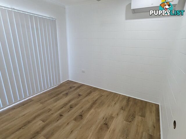 4 Idaho Close WHITE ROCK QLD 4868