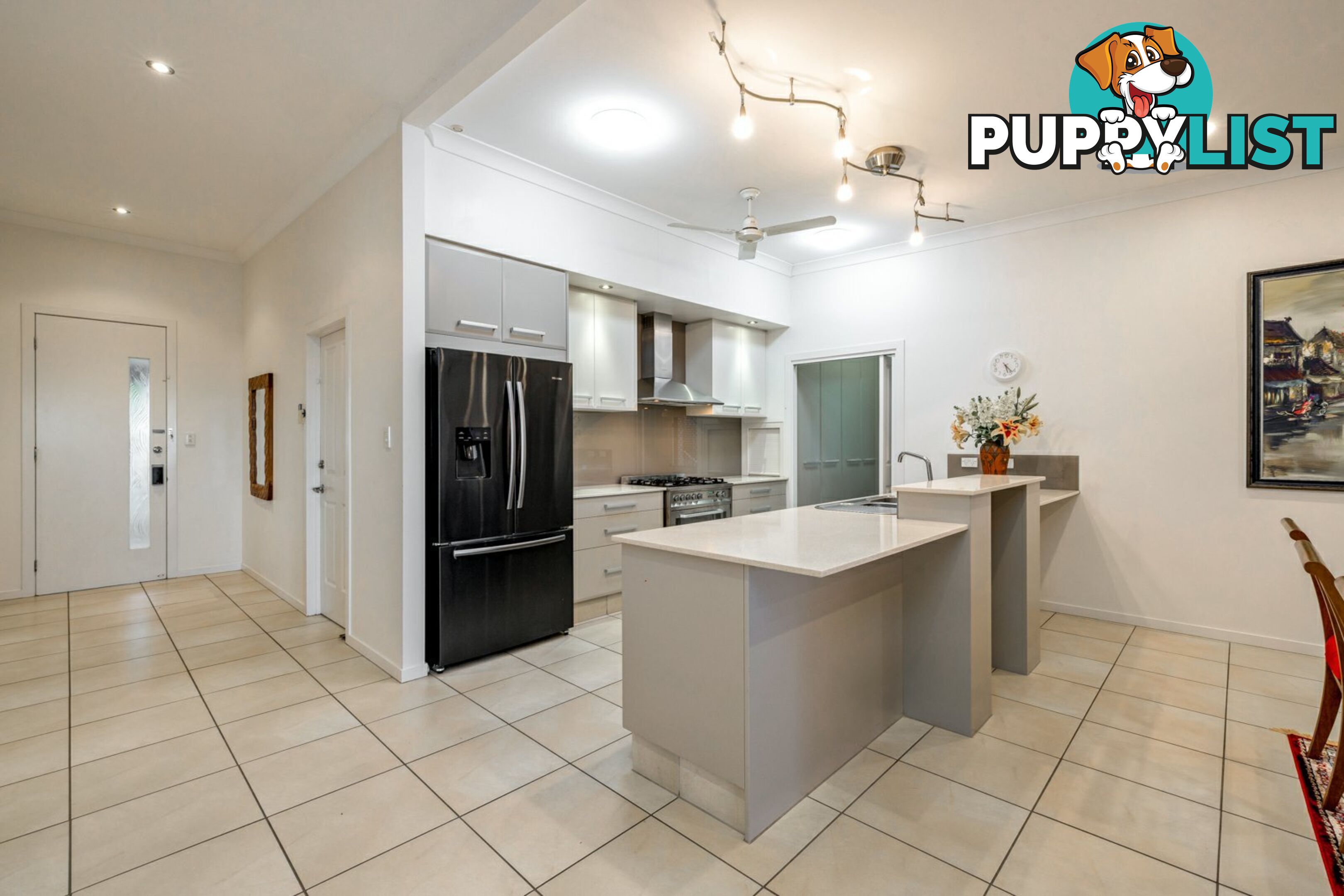 10 Sergeant Street KANIMBLA QLD 4870