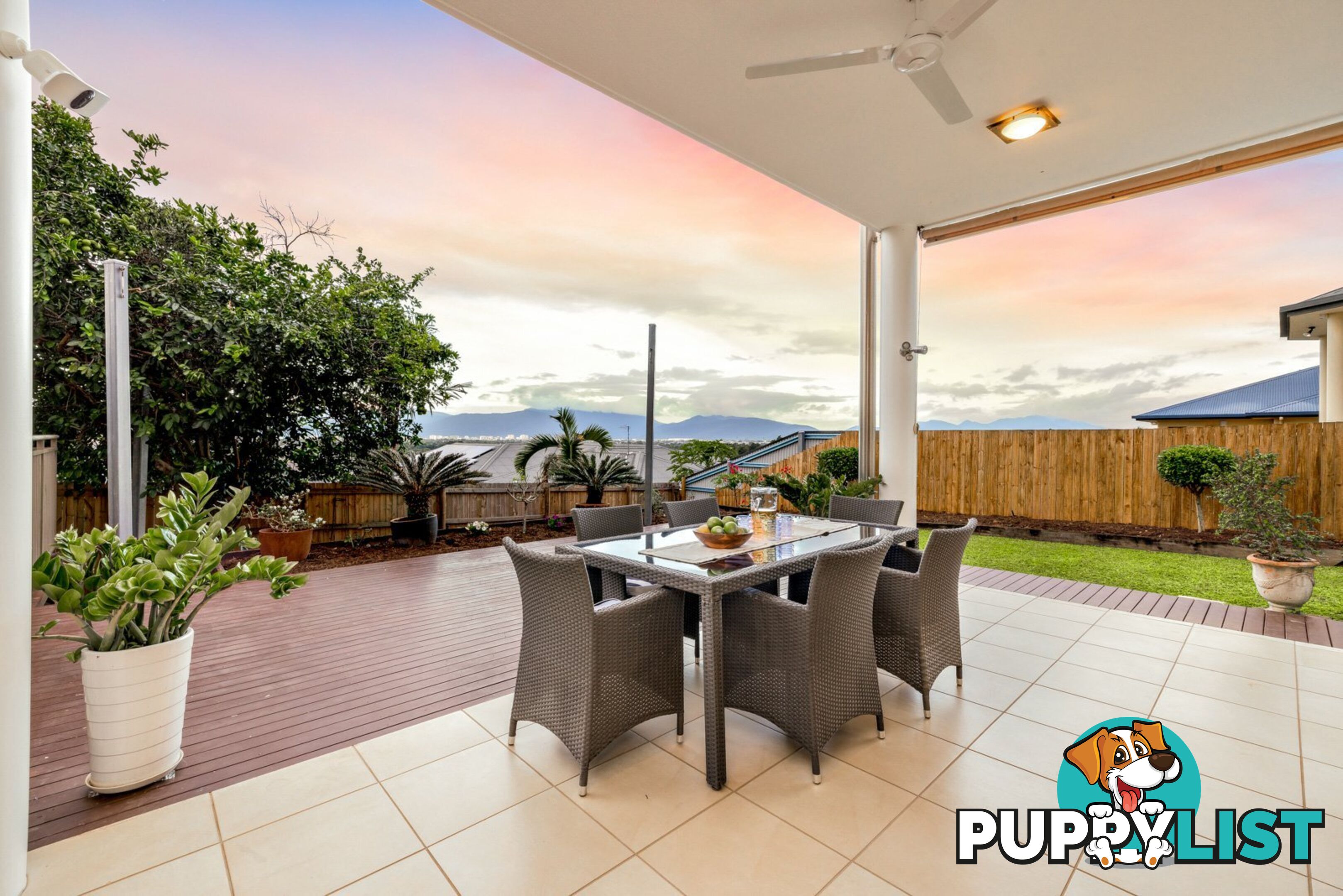 10 Sergeant Street KANIMBLA QLD 4870