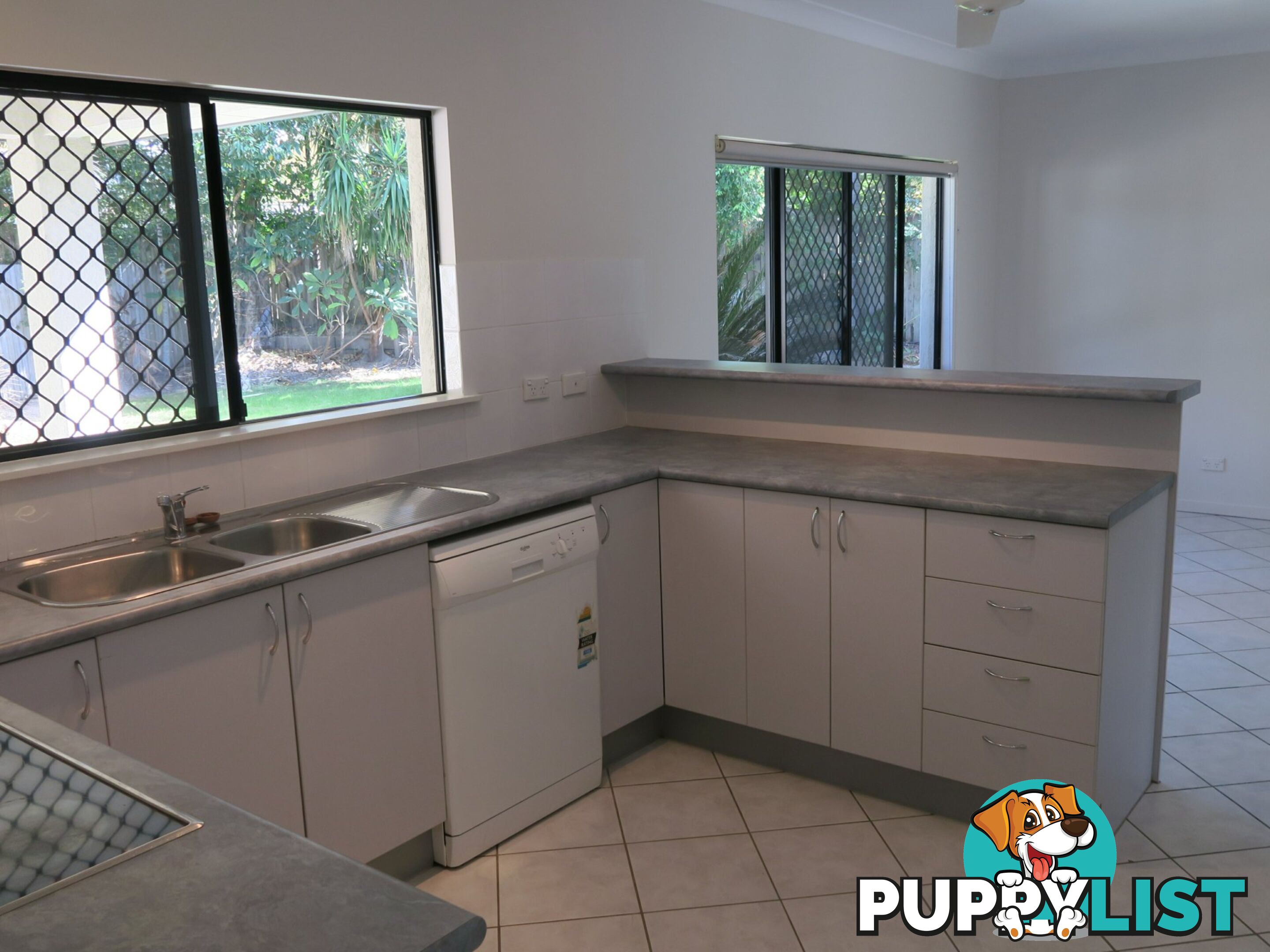 2 Venice Close KEWARRA BEACH QLD 4879