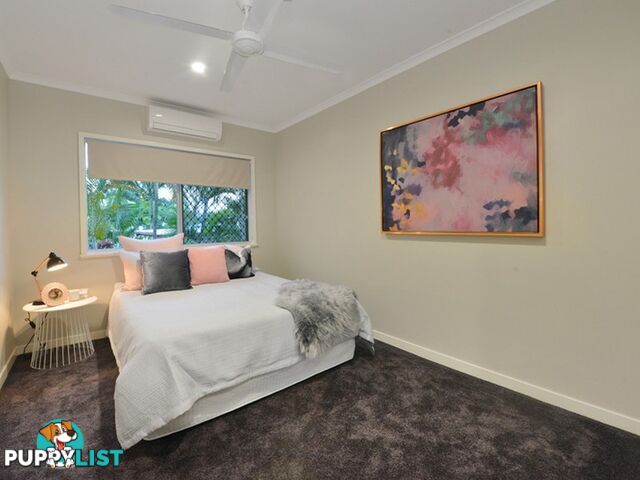 12 Sommerville Crescent WHITFIELD QLD 4870