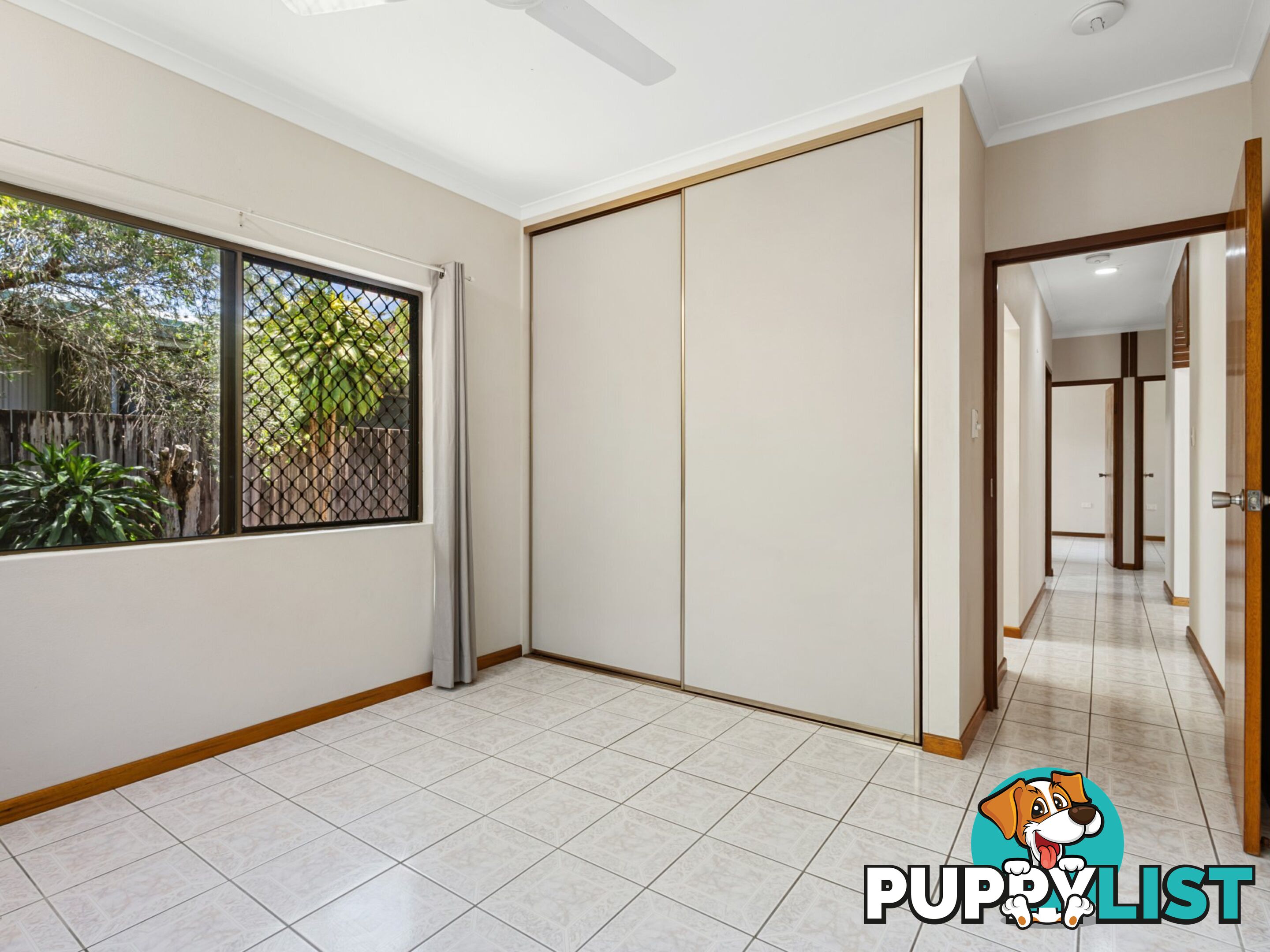 1 & 2/8 Kangaroo Street BENTLEY PARK QLD 4869