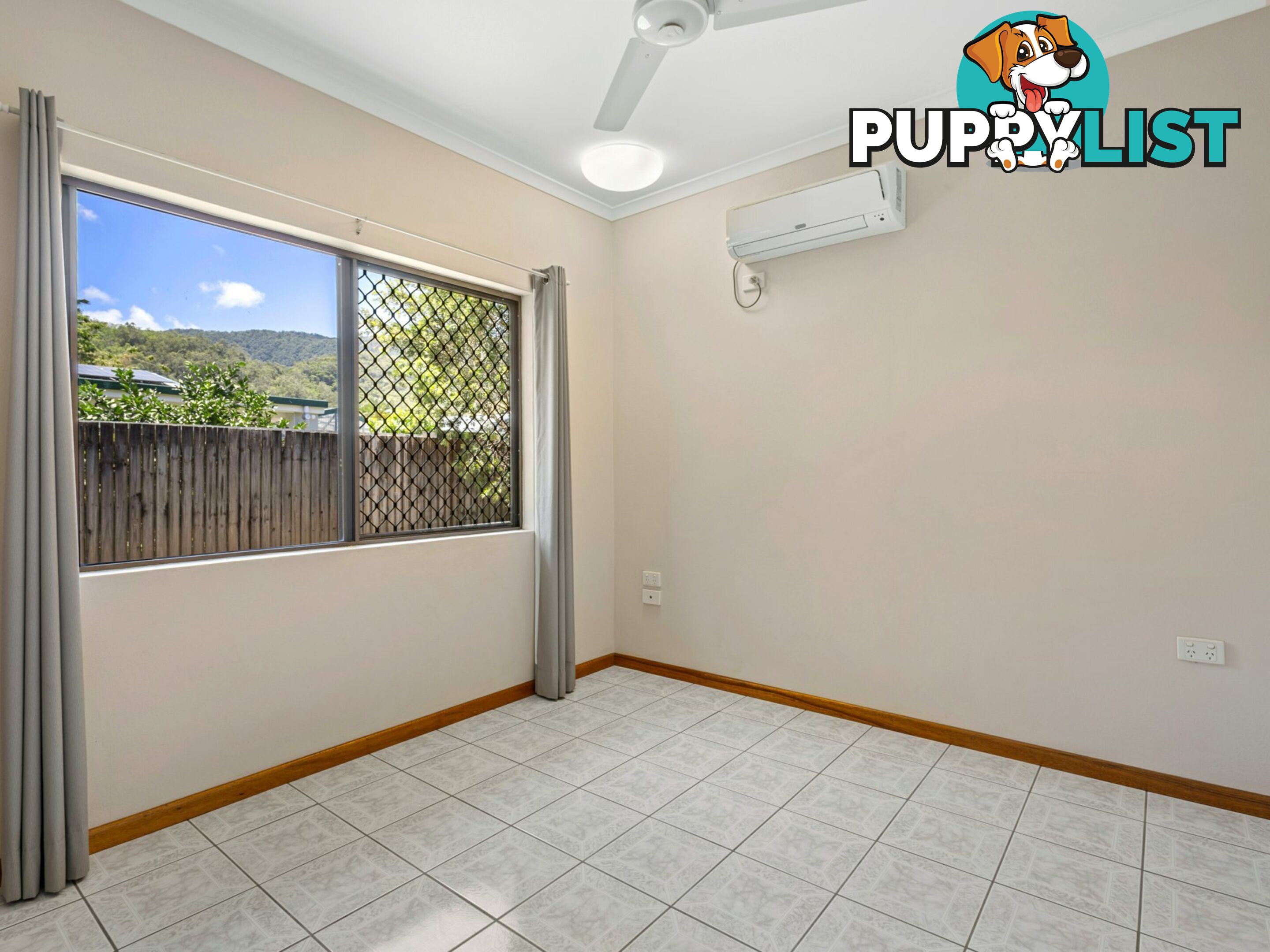 1 & 2/8 Kangaroo Street BENTLEY PARK QLD 4869