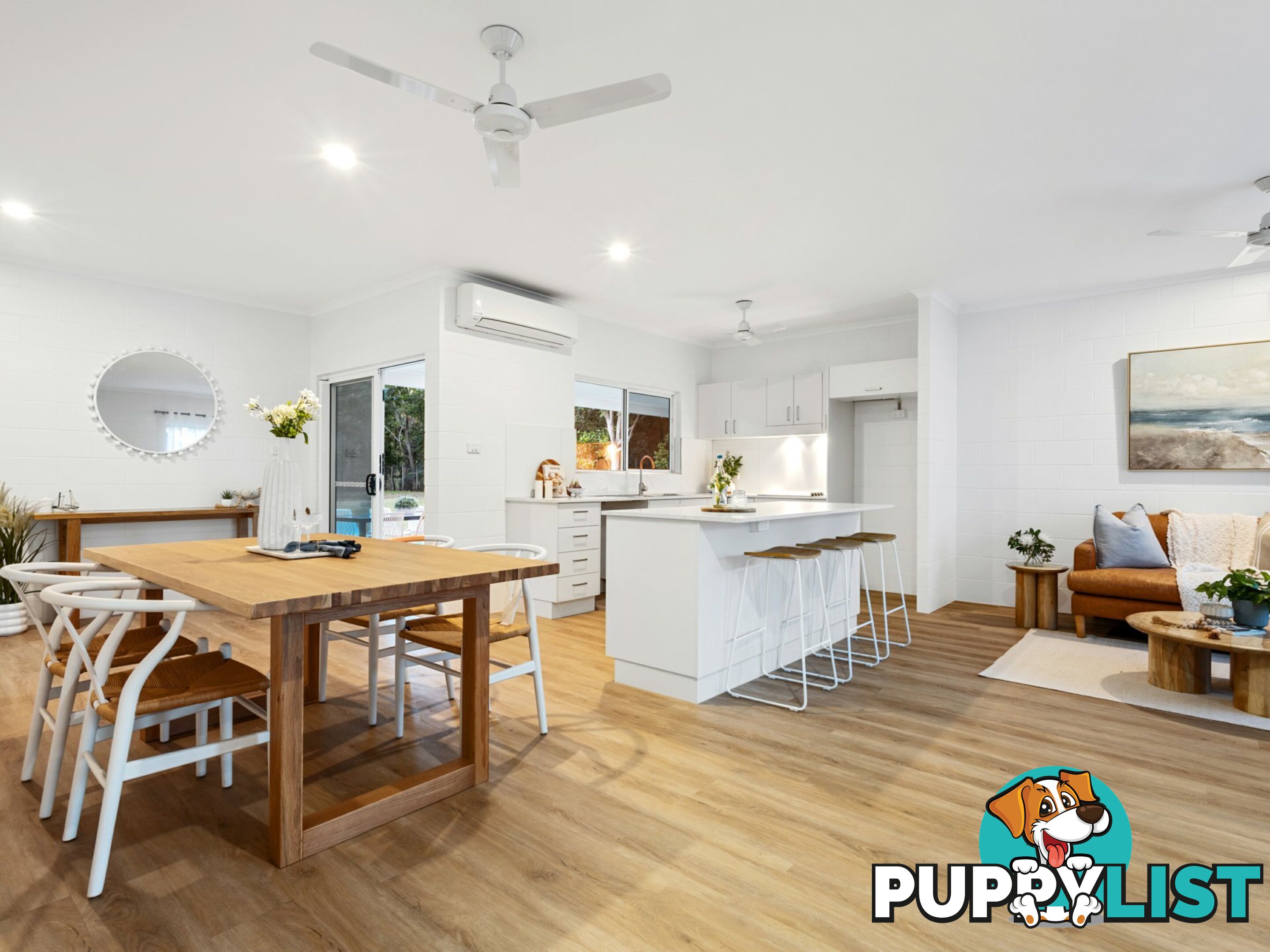 9 Baronia Crescent HOLLOWAYS BEACH QLD 4878