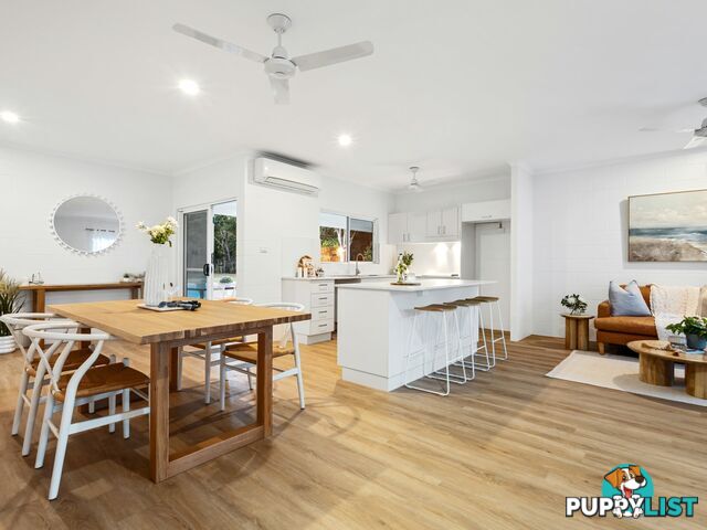 9 Baronia Crescent HOLLOWAYS BEACH QLD 4878