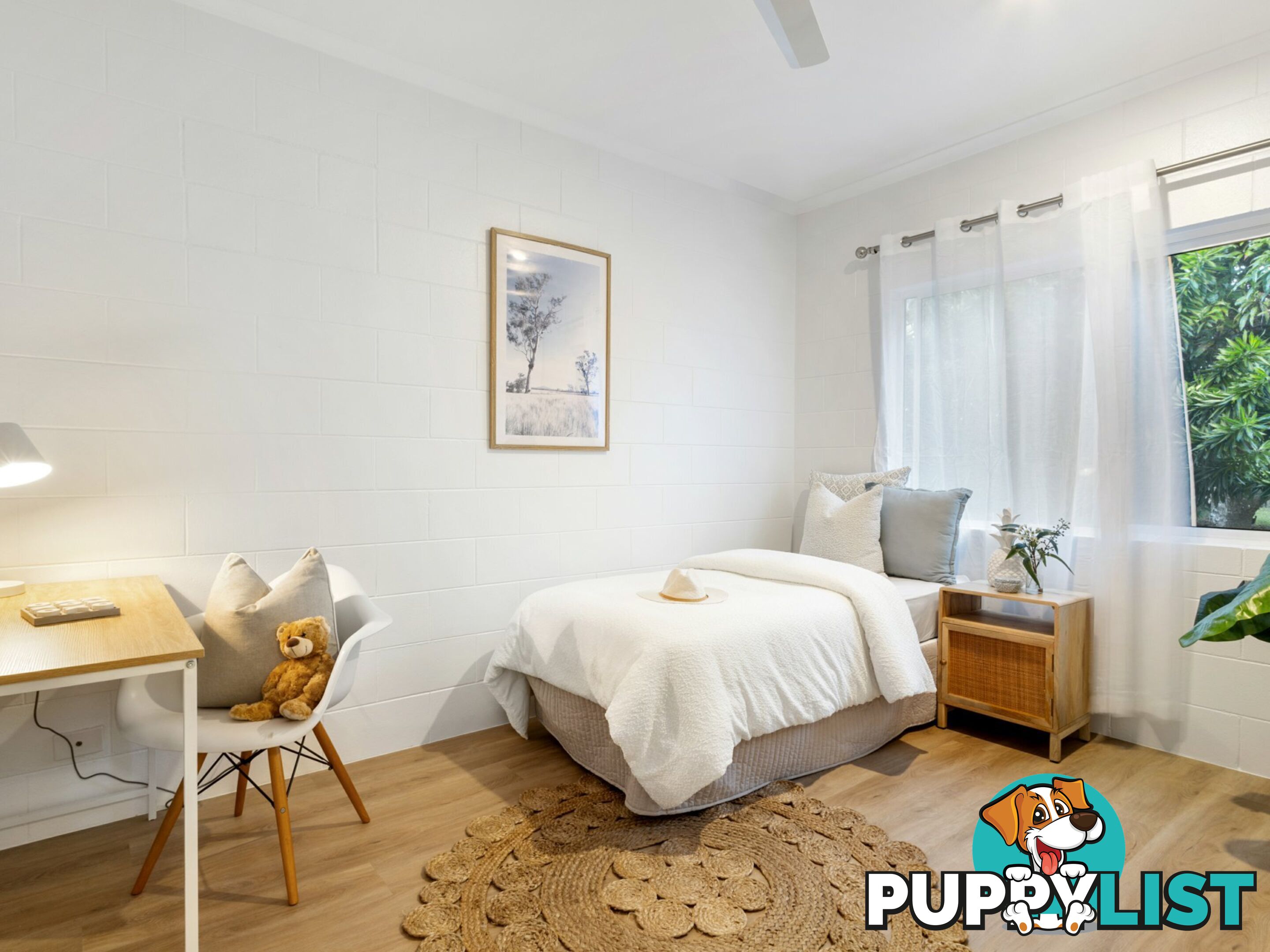 9 Baronia Crescent HOLLOWAYS BEACH QLD 4878