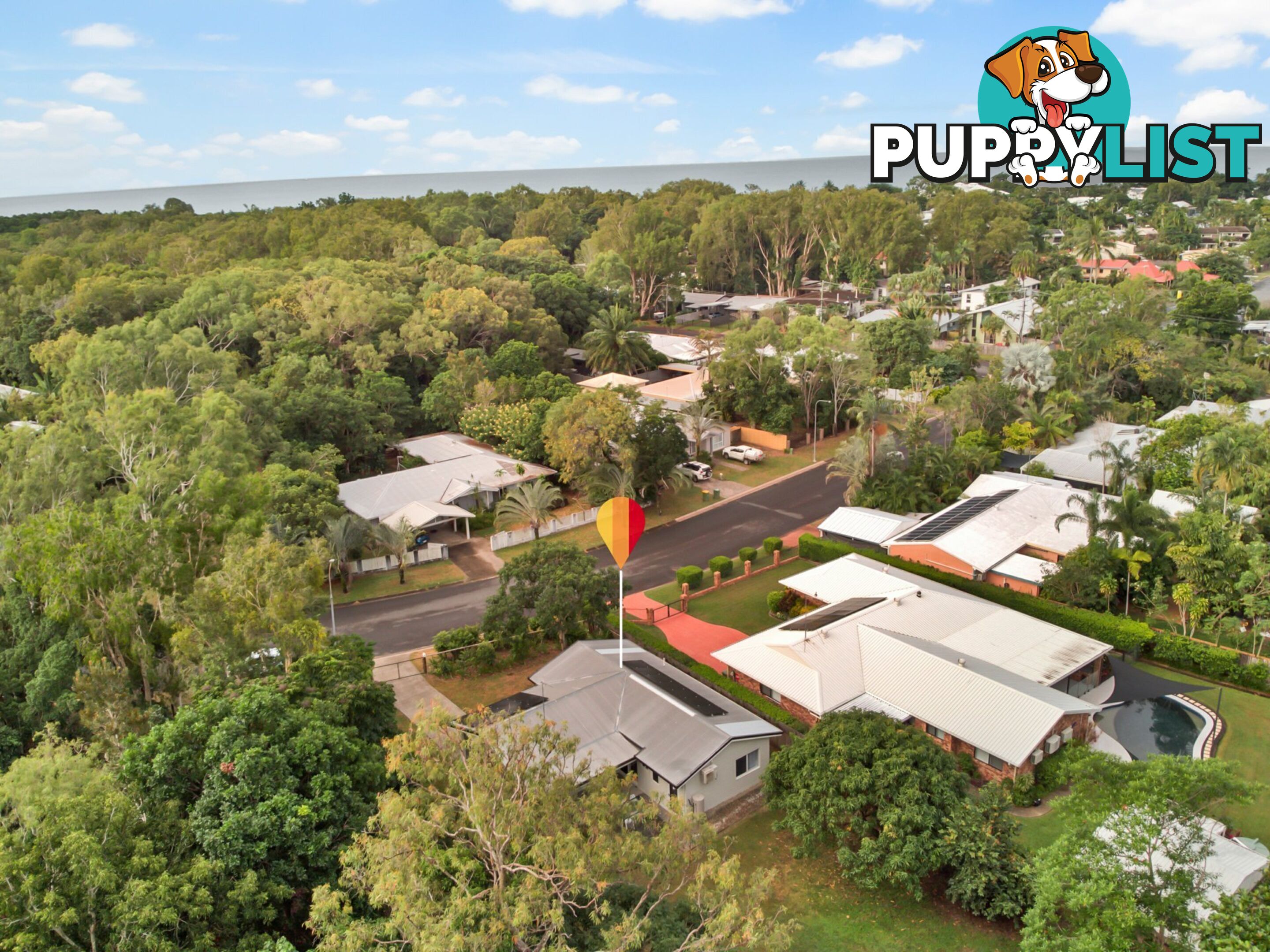 9 Baronia Crescent HOLLOWAYS BEACH QLD 4878