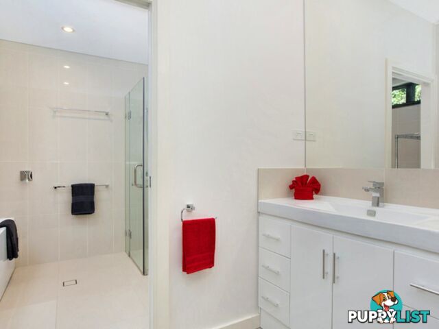 551 McCormack Street EDGE HILL QLD 4870